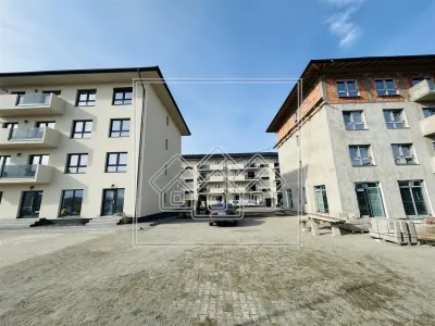 Ap cu 2 camere, balcon, predare la alb, incalzire in pardoseala - foto 4
