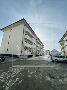 Ap cu 2 camere, balcon, predare la alb, incalzire in pardoseala - foto 10