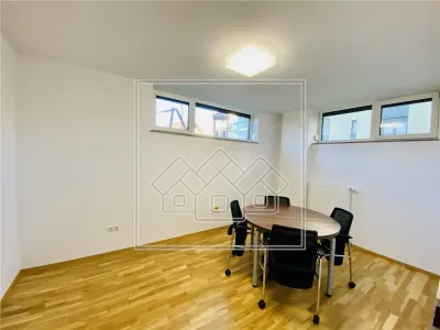 Spatiu de birouri mobilat, Complex Cibinium, zona cu vad - foto 5