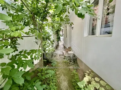 3 apartamente, pretabil investitie, cu cont de booking, zona Centrala - foto 17
