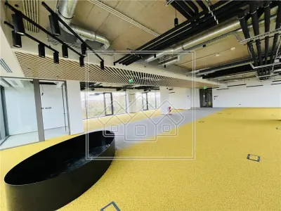 Spatiu de birouri 2000 mp, facilitati de top - zona Piata Cibin - foto 19