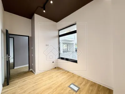 Spatiu comercial de vanzare in Sibiu - 7 camere - nou, la cheie - foto 2