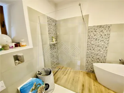 Ap. 90 mp utili, complet renovat, pretabil investitie,  zona Centrala - foto 14