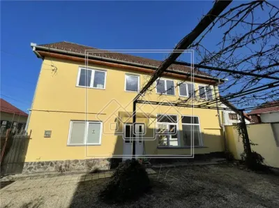 Casa de vanzare, proprietate individuala, cartier Terezian - foto 1