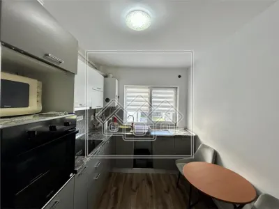 Apartament cu 2 camere, decomandat + balcon, 2 locuri de parcare - Sibiu