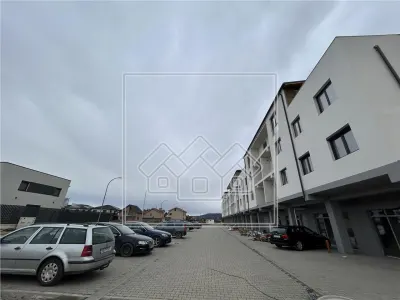 Apartament nou, 3 camere si balcon, 64 mp utili, Selimbar - foto 4