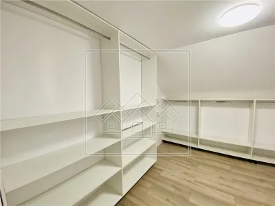 Casa individuala, la cheie, panouri solare, mobilata, utilata - foto 13