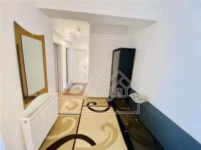 Apartament cu 3 camere, 2 bai si balcon - Zona Turnisor - foto 8
