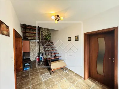 Casa tip duplex, cu 3 camere, 116 mp utili, teren de 403 mp - foto 11