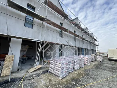 Casa cu 4 camere, 3 bai, teren de 284 mp, 2 locuri de parcare - foto 24