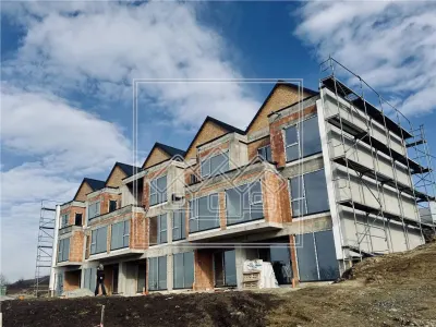 Casa cu 4 camere in Sibiu, 3 bai, 137 mp utili, 2 locuri de parcare - foto 12