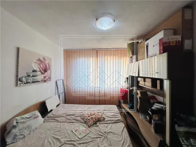 Apartament 3 camere, balcon, pivnita - etaj 7/10 - Zona Mihai Viteazu - foto 20