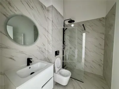 Penthouse cu 3 camere, 2 bai si balcon - la cheie - foto 6