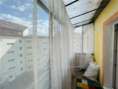 Ap decomandat, 3 camere, 2 bai, 2 balcoane - Zona Turnisor - foto 15