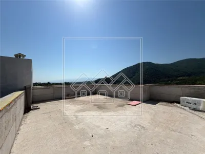 Casa in Cisnadioara - Arhitectura contemporana, rooftop panoramic - foto 4