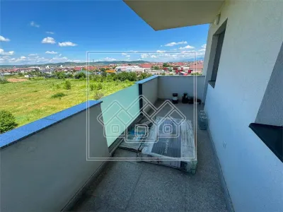 Ap cu 3 camere, 2 bai, 2 balcoane - etaj 3/4 - Calea Surii Mici - foto 14