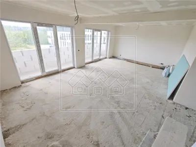 Ap de vanzare in Sibiu - 2 camere si 2 balcoane zona Turnisor - foto 6