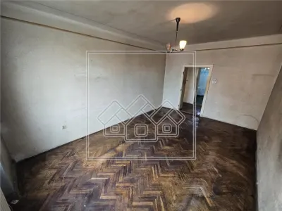 Casa individuala, cu 2 intrari separate, 235 mp utili + teren - foto 9