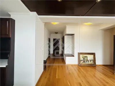 Penthouse spatios si modern, 160 mp utili + terasa spectaculoasa - foto 19