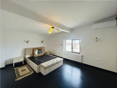 Penthouse spatios si modern, 160 mp utili + terasa spectaculoasa - foto 8