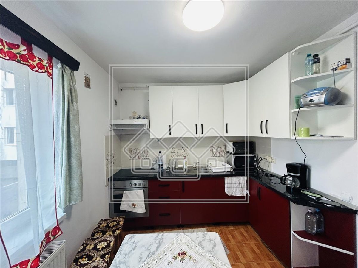 Ap decomandat, 3 camere, 2 bai, parcare subterana - Terezian - Sibiu