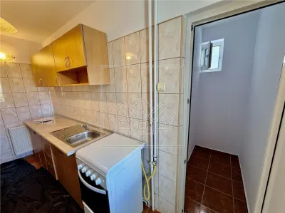 Apartament 2 camere decomandat, balcon, 60 mp - Mihai Viteazu, Sibiu - foto 7