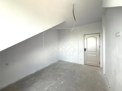 Apartament de vanzare 4 camere etaj 3/3 - 76 mp + 8 balcon- zona Turnisor - foto 5