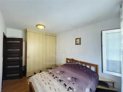 Ap decomandat, 4 camere, balcon - Zona Mihai Viteazu - foto 3