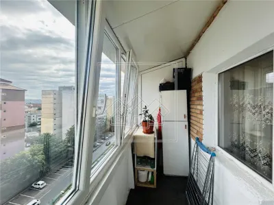 Ap decomandat, 4 camere, balcon - Zona Mihai Viteazu - foto 5