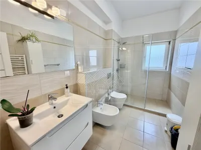 Apartament 3 camere de inchiriat, bloc nou, parcare subterana - langa Parcul Sub Arini, Sibiu - foto 12