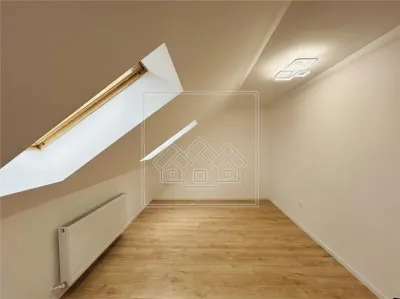 Ap finisat la cheie, 3 camere + pod, balcon - C. Arhitectilor - foto 10