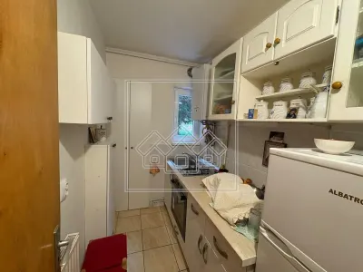 Apartament mobilat modern, 36 mp utili - Zona V. Aaron - foto 2