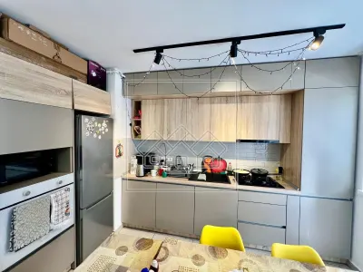 Apartament de vanzare - 3 camere, balcon, parcare - Kogalniceanu - foto 2