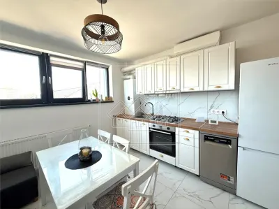 Apartament 3 camere, decomandat, cu loc de parcare | Zona Doamna Stanca - foto 3