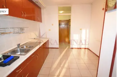 Apartament 4 camere etaj1, Carpaților, intrare Răcădău - foto 4