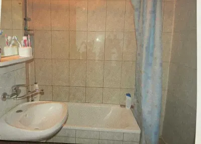 Apartament 3 camere,2 bai etaj intermediar  Judetean - foto 8