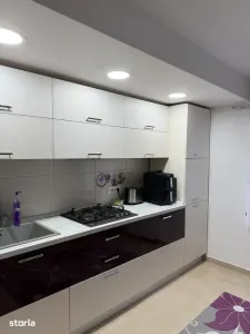 Apartament 4 camere,2 bai, renovat complet  Scriitorilor - Brasov