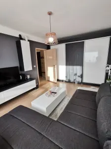 Apartament 2 camere mobilat, utilat , parcare  Tractorul- Grandis - Brasov
