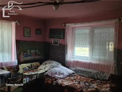 CASA PE COLT IN SIRIA CU TEREN MARE - foto 10