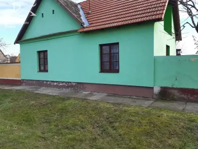 CASA CU TEREN DE VANZARE IN SEITIN - foto 3