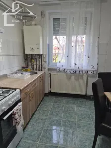 DE INCHIRIAT DOUA CAMERE ZONA UTA - Arad
