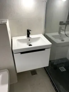 Mobilat si utilat in bloc de caramida linga Medicina - foto 7