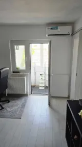 Mobilat si utilat la etajul 3 cu balcon - foto 3