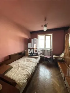 Decomandat la etaj 3 aproape de piata 700 bloc izolat - foto 3