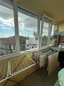 Decomandat la etaj 3 aproape de piata 700 bloc izolat - foto 9