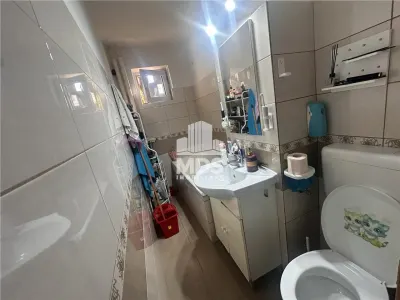 2 camere etaj 2 in bloc anvelopat aproape de City Mall - foto 7