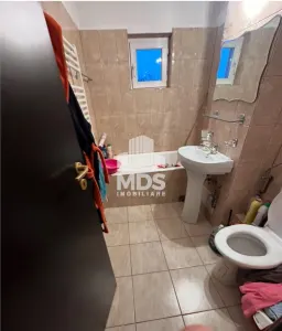 Etaj 3 cu 2 băi și 2 balcoane in bloc anvelopat linga parcul Clabucet - Timisoara