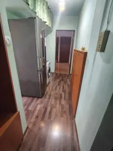 Mobilat la etaj 2 in bloc anvelopat cu centrala propie - foto 2