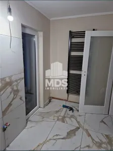 Apartament cu scara interioara linga Casa Tineretului - foto 2