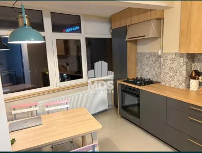 Apartament cu scara interioara linga Casa Tineretului - foto 6